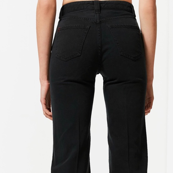 Urban Outfitters Mid-Rise Jeans - Picture 3 of 4